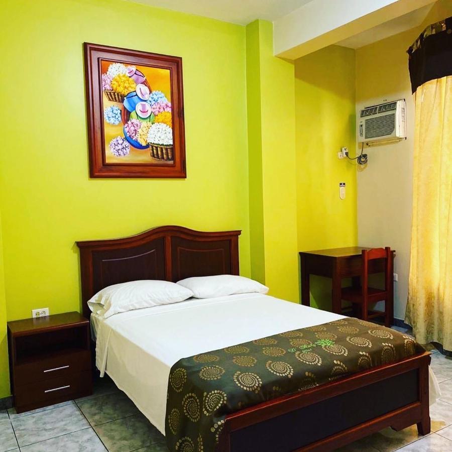 D’ Ruiz Hotel Quevedo Buitenkant foto